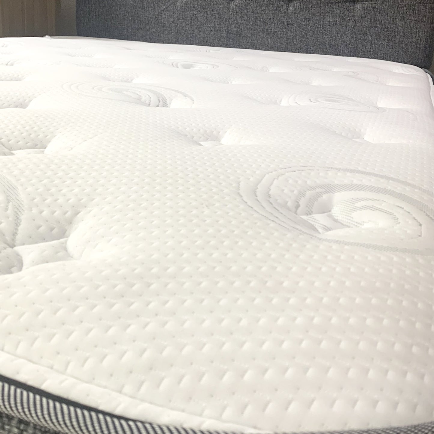 Combo Cama HÖGA 2 Plazas + Respaldo Gris