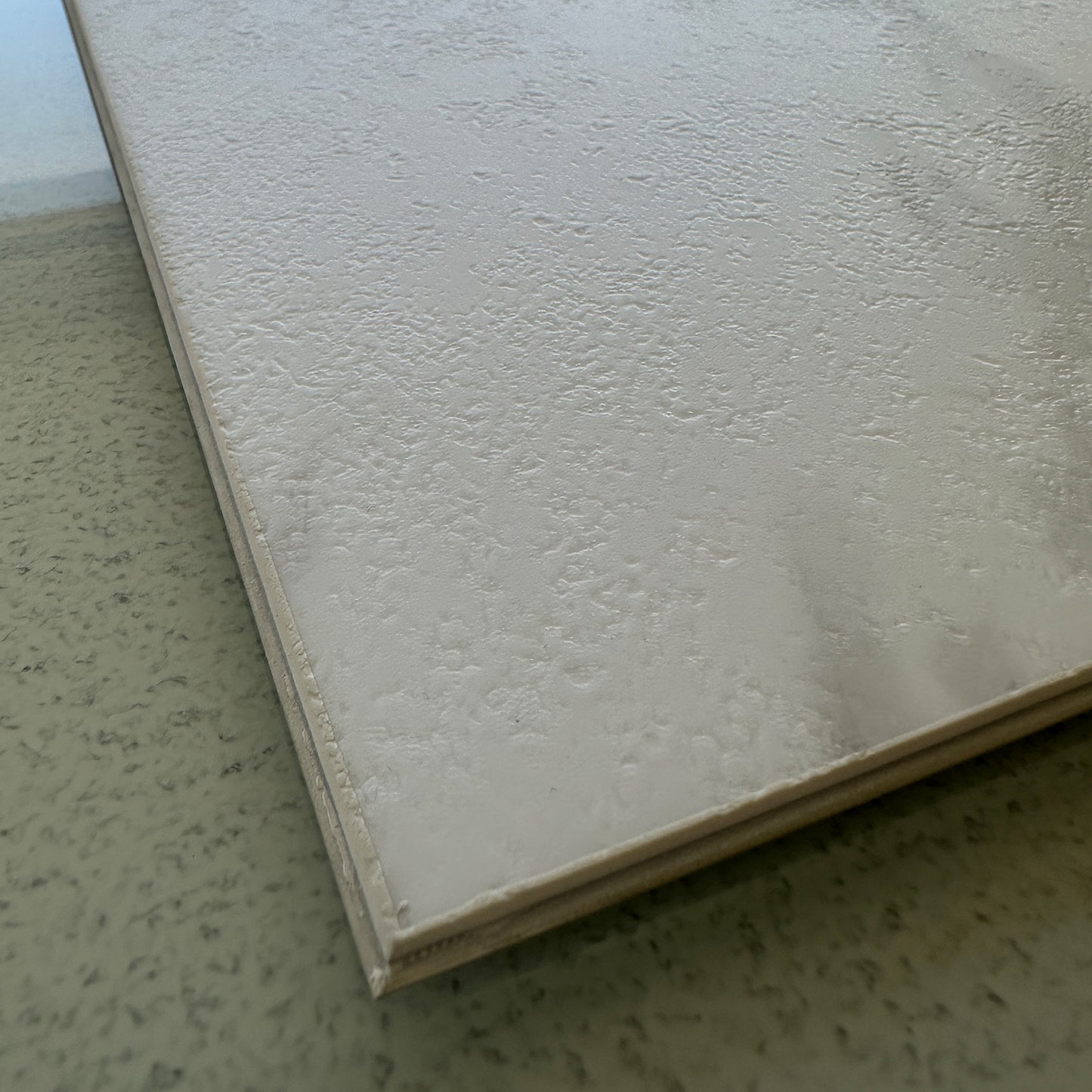 Vinilico Spc Travertino Piso y Muro 30 X 60 cm Blanco Marmol