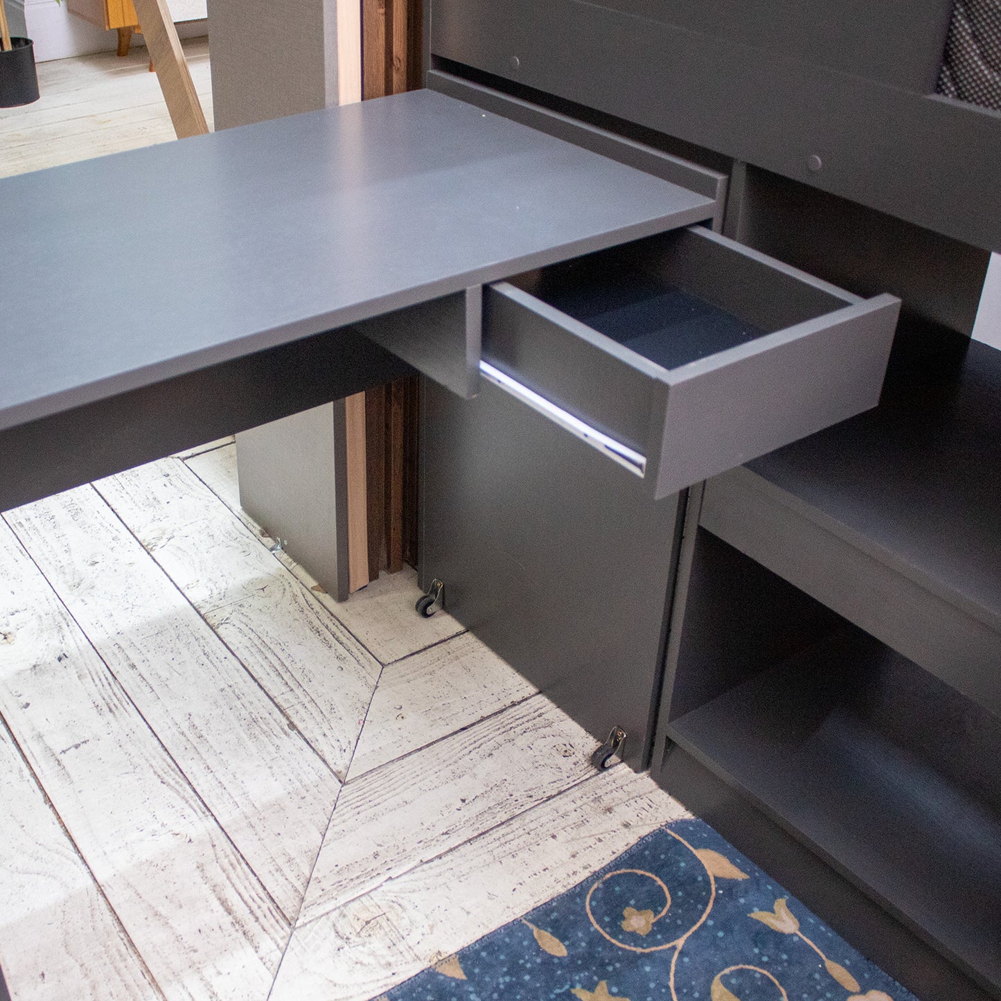 Cama Alta + Escritorio 2 puertas 1,5 Pza Hoga Jamaica Gris